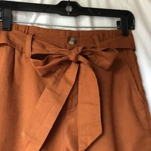 AMERICAN EAGLE HIGH-WAISTED PAPERBAG TAPERED PANT